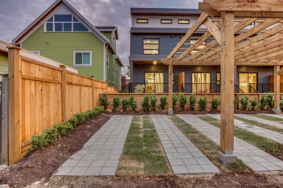2629 Duke Street — Vancouver